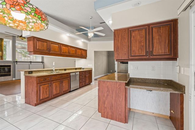 18162 AUTUMN LAKE BOULEVARD, Hudson, FL 34667