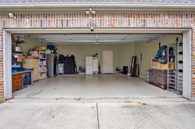 4506 Red Barn, Richardson, TX 75082