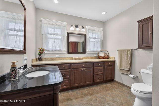 231 Route 526, Allentown, NJ 08501