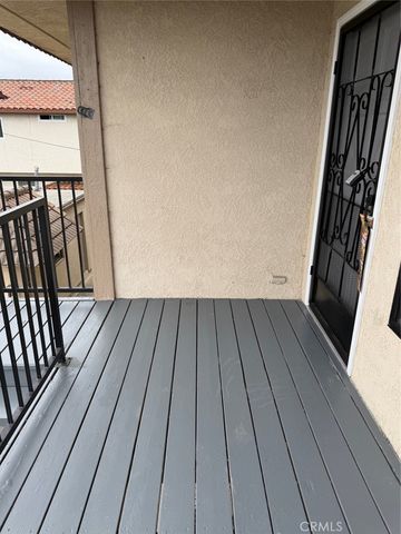 7802 SPEER Avenue C, Huntington Beach, CA 92647