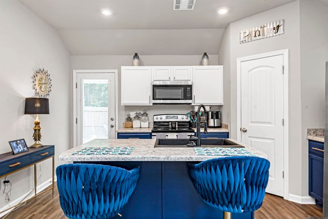 13297 Isabella Blvd, Walker, LA 70785