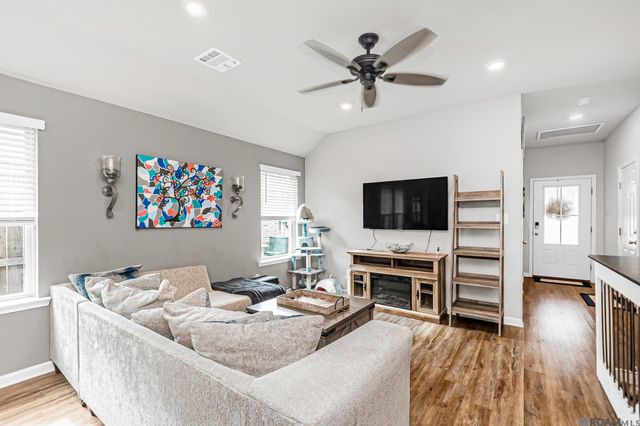 13297 Isabella Blvd, Walker, LA 70785