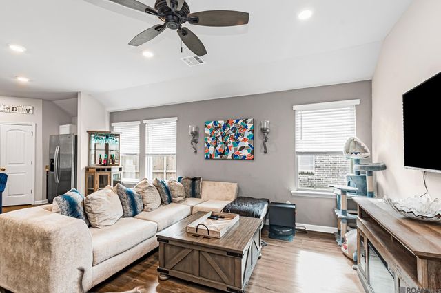 13297 Isabella Blvd, Walker, LA 70785