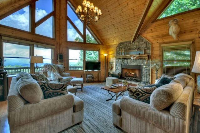 1404 Mountain High Drive, Mineral Bluff, GA 30559