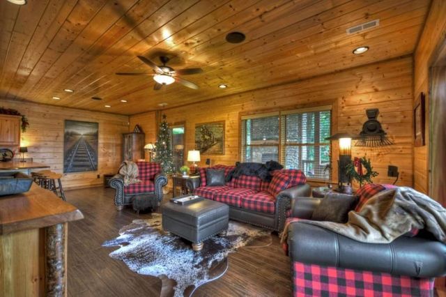 1404 Mountain High Drive, Mineral Bluff, GA 30559