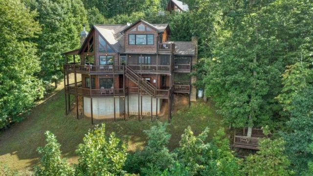1404 Mountain High Drive, Mineral Bluff, GA 30559