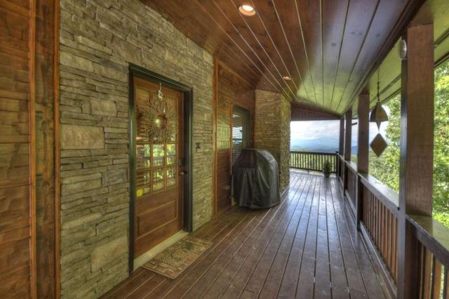 1404 Mountain High Drive, Mineral Bluff, GA 30559