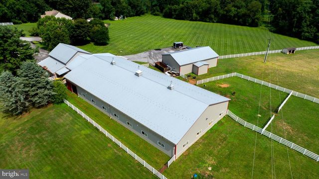 18183 PIEDMONT RD, Stewartstown, PA 17363