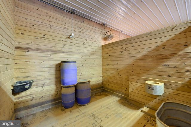 18183 PIEDMONT RD, Stewartstown, PA 17363