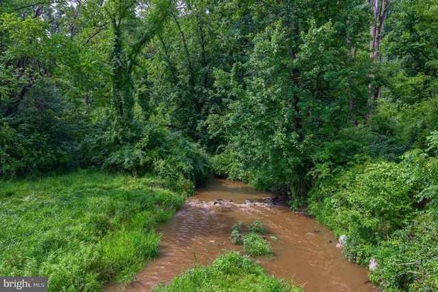 18183 PIEDMONT RD, Stewartstown, PA 17363