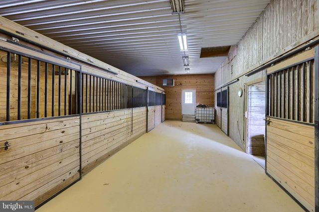 18183 PIEDMONT RD, Stewartstown, PA 17363