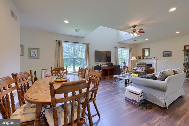 18183 PIEDMONT RD, Stewartstown, PA 17363