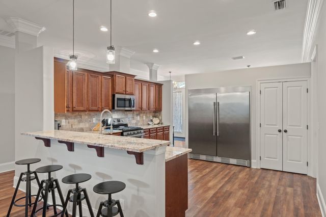 4 Plantation Oaks Drive, Mary Esther, FL 32569