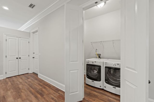 4 Plantation Oaks Drive, Mary Esther, FL 32569