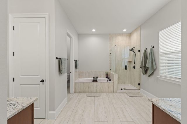 4 Plantation Oaks Drive, Mary Esther, FL 32569