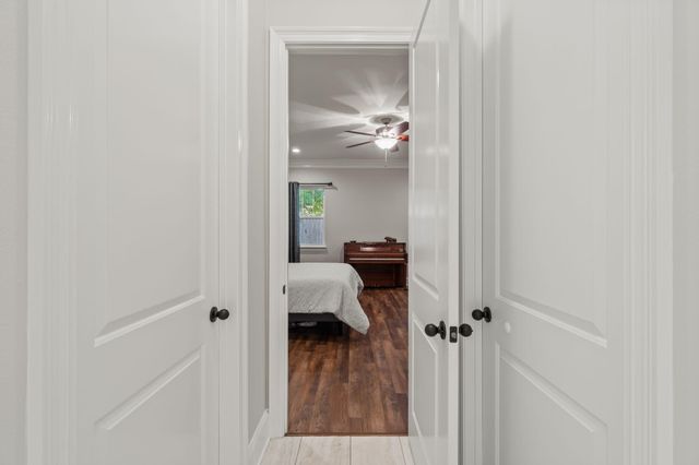 4 Plantation Oaks Drive, Mary Esther, FL 32569