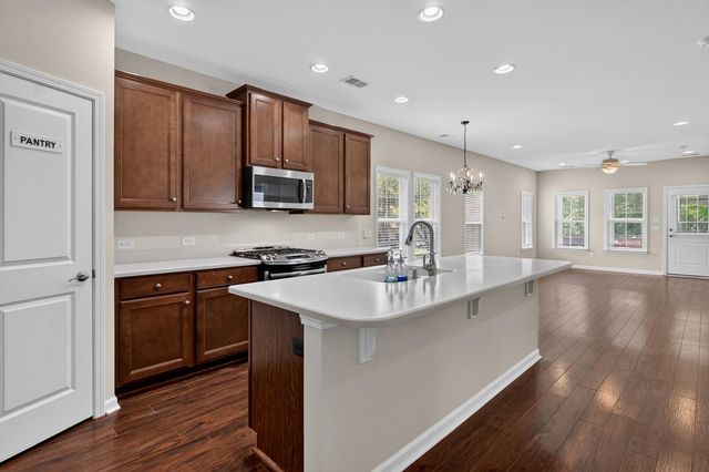 2658 Woodfield Court, North Charleston, SC 29406