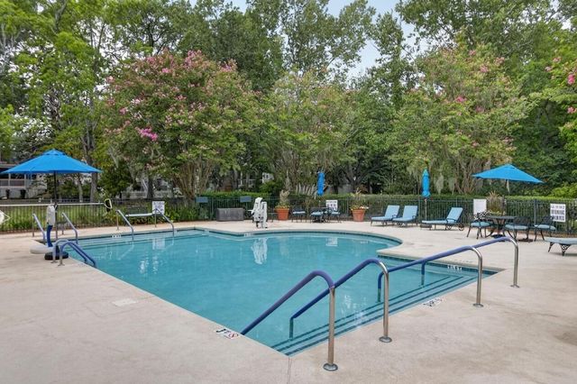 2658 Woodfield Court, North Charleston, SC 29406