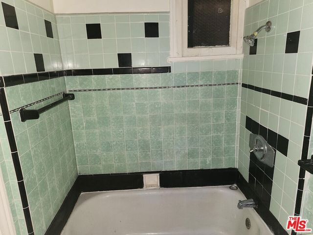 4260 S Figueroa Street, Los Angeles, CA 90037