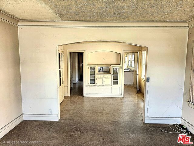 4260 S Figueroa Street, Los Angeles, CA 90037