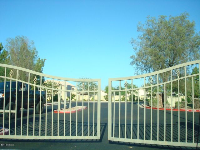 2024 S BALDWIN -- 66, Mesa, AZ 85209