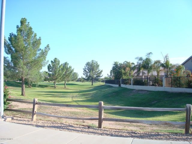 2024 S BALDWIN -- 66, Mesa, AZ 85209