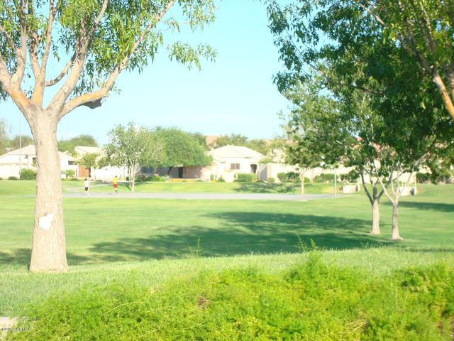 2024 S BALDWIN -- 66, Mesa, AZ 85209