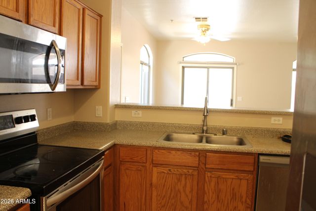 2024 S BALDWIN -- 66, Mesa, AZ 85209