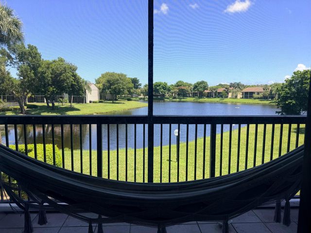 1266 S MILITARY Trail 525, Deerfield Beach, FL 33442
