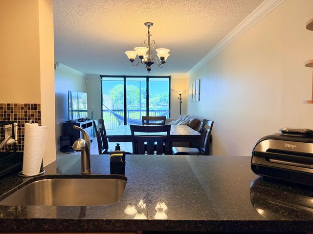 1266 S MILITARY Trail 525, Deerfield Beach, FL 33442