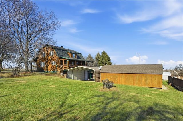 12703 N Robinhood Lane, Kansas City, MO 64164