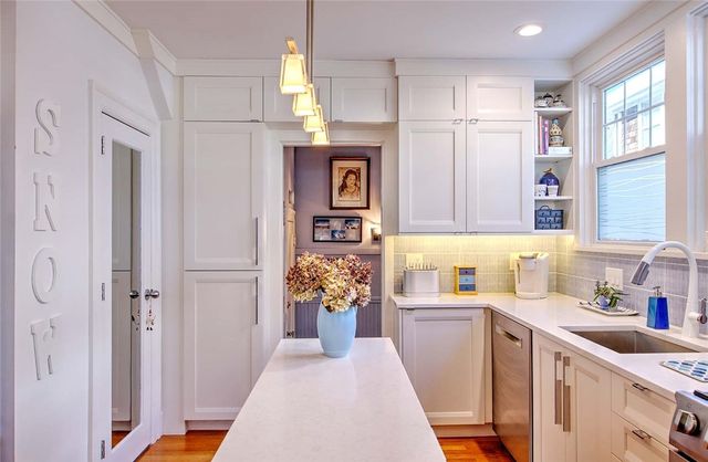 6 Alfred Stone Road, Providence, RI 02906