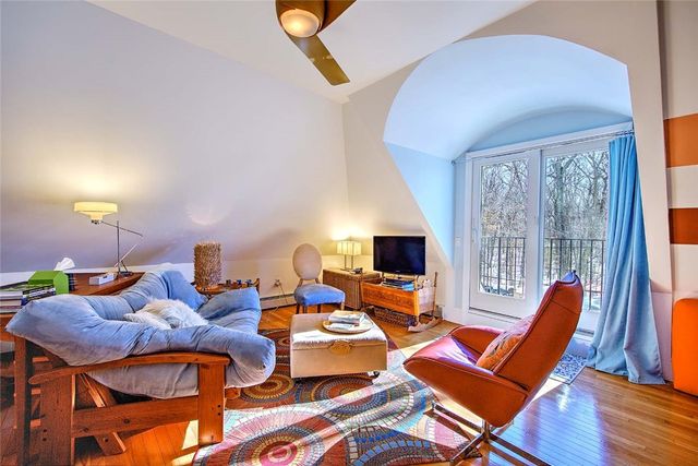 6 Alfred Stone Road, Providence, RI 02906