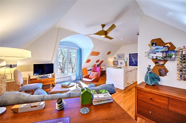 6 Alfred Stone Road, Providence, RI 02906