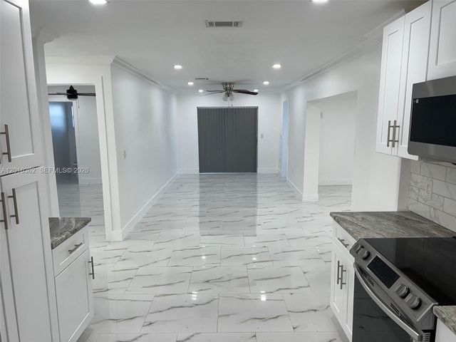 56 Cardinal Dr, North Fort Myers, FL 33917