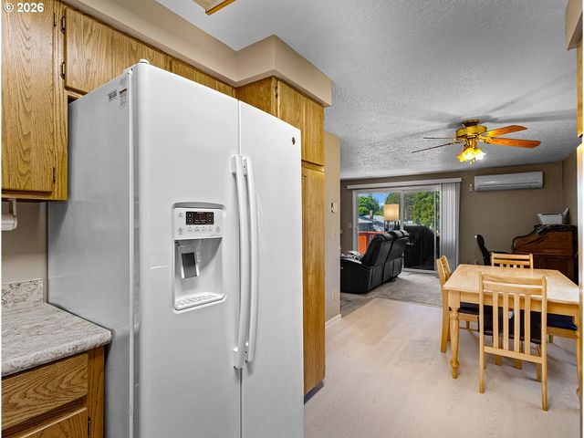 3311 Se 1ST St, Gresham, OR 97080