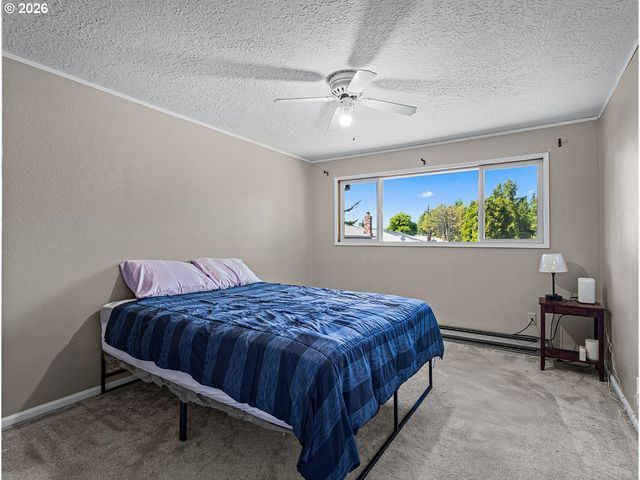 3311 Se 1ST St, Gresham, OR 97080