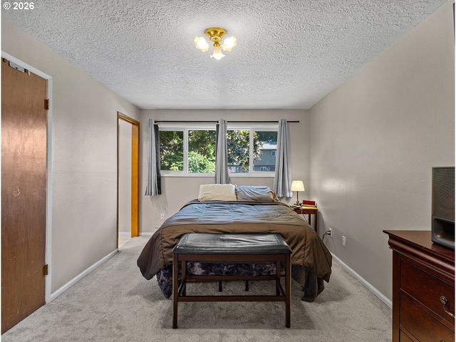 3311 Se 1ST St, Gresham, OR 97080