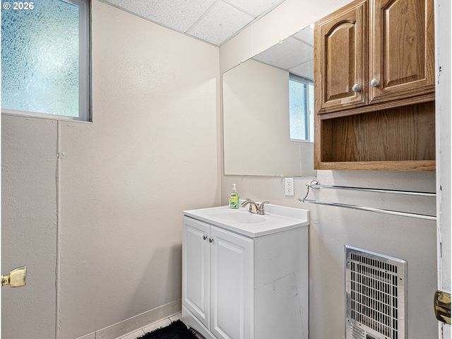 3311 Se 1ST St, Gresham, OR 97080