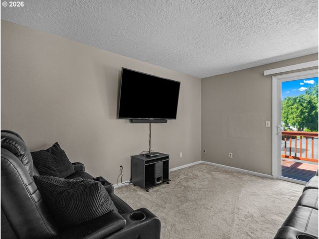 3311 Se 1ST St, Gresham, OR 97080