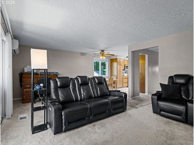 3311 Se 1ST St, Gresham, OR 97080