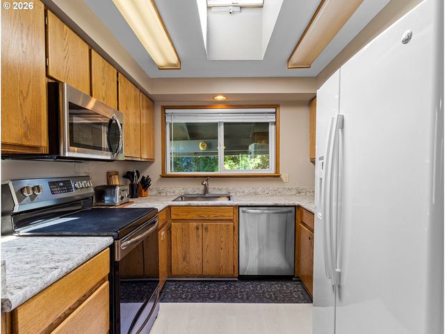 3311 Se 1ST St, Gresham, OR 97080
