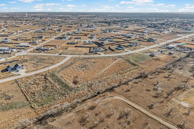 255 Bianca CIR, Del Valle, TX 78617