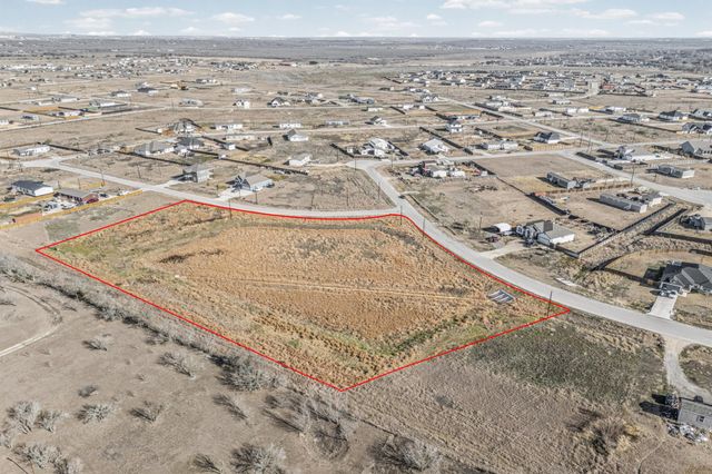 255 Bianca CIR, Del Valle, TX 78617