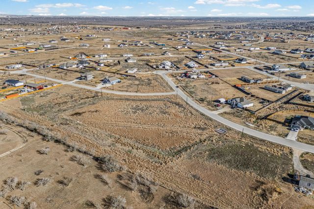 255 Bianca CIR, Del Valle, TX 78617