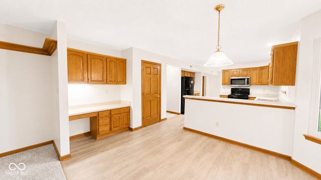 1237 Luce Creek Circle, Greenwood, IN 46142