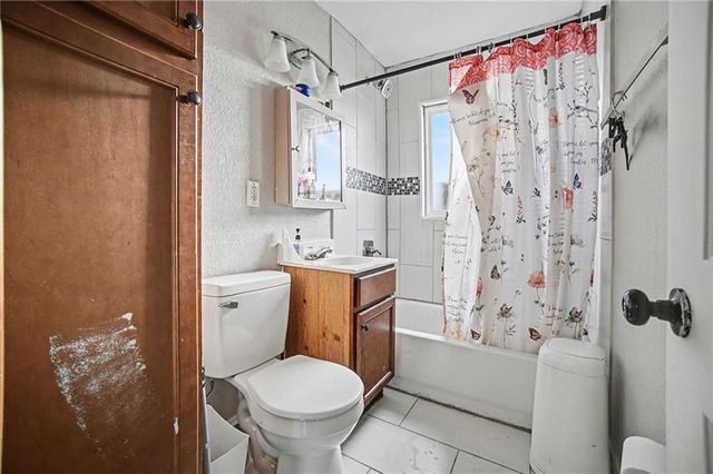 2707 N 64th Street, Kansas City, KS 66104