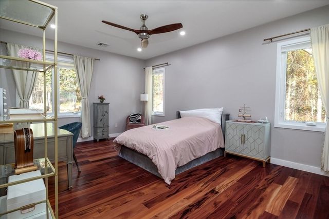 145 W River Street, Upton, MA 01568