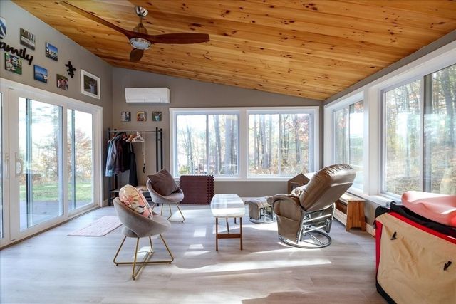 145 W River Street, Upton, MA 01568