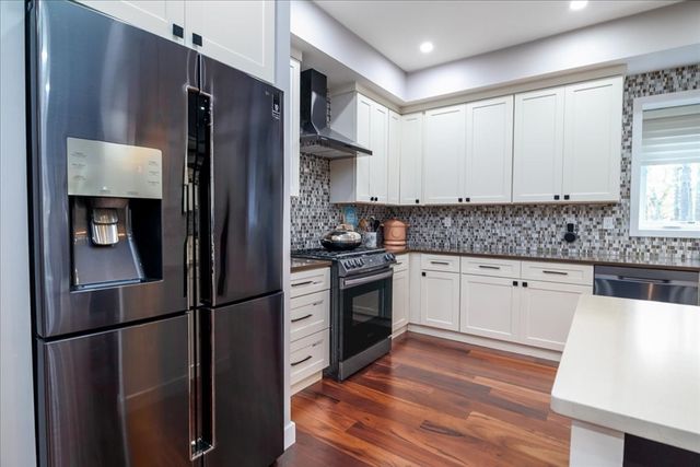 145 W River Street, Upton, MA 01568